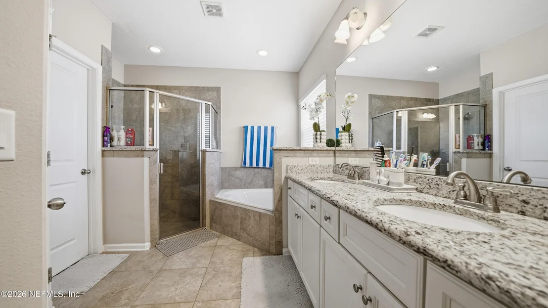 Photo of 3938 HAMMOCK BLUFF Drive