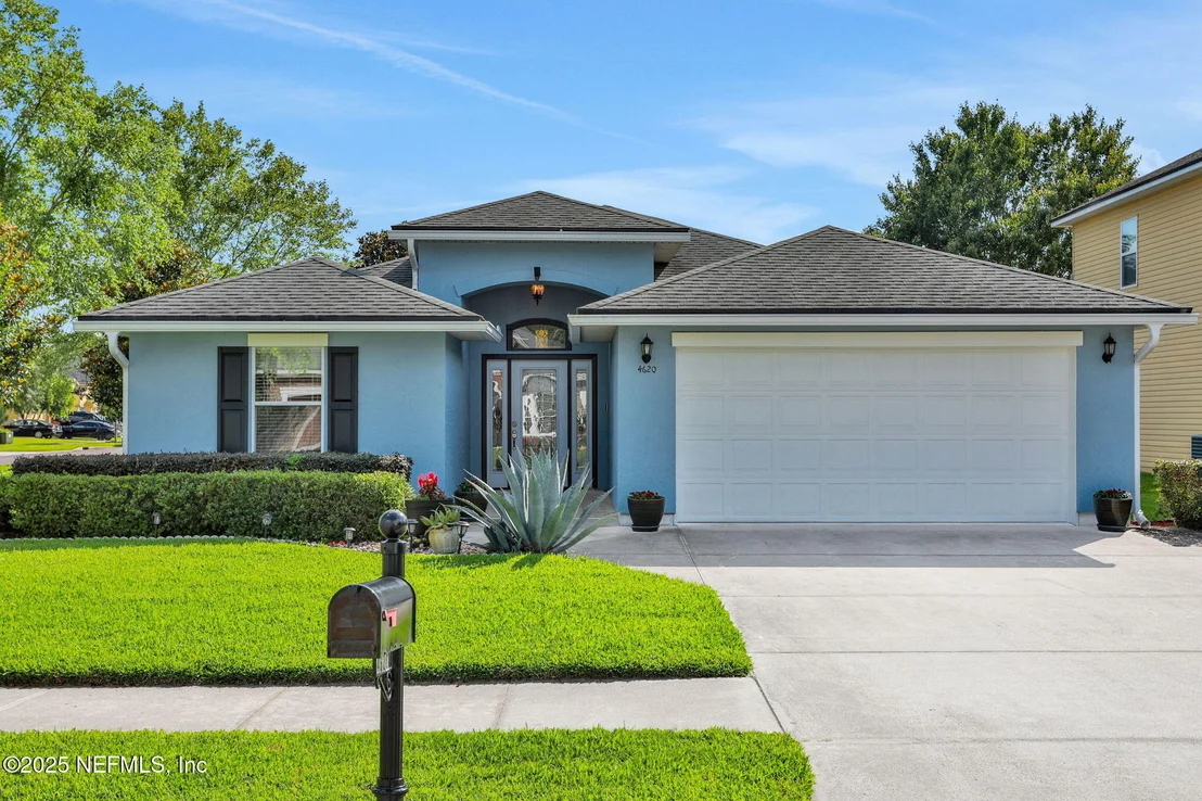Photo of 4620 PINE LAKE Drive