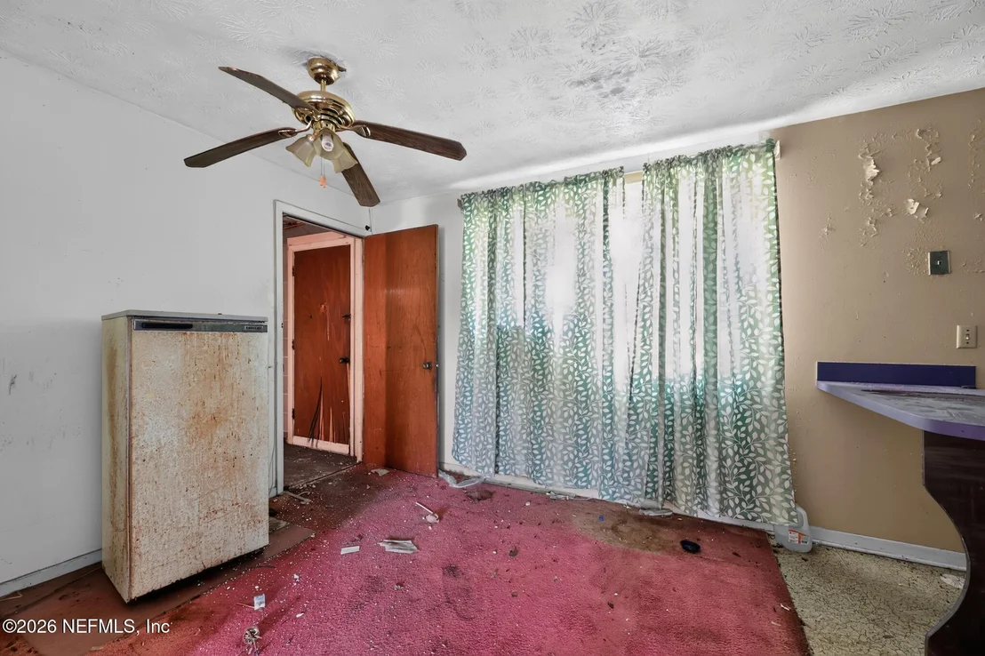 Photo of 4915 CHIVALRY Drive