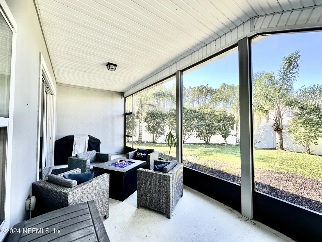 Photo of 1135 SHETLAND Drive