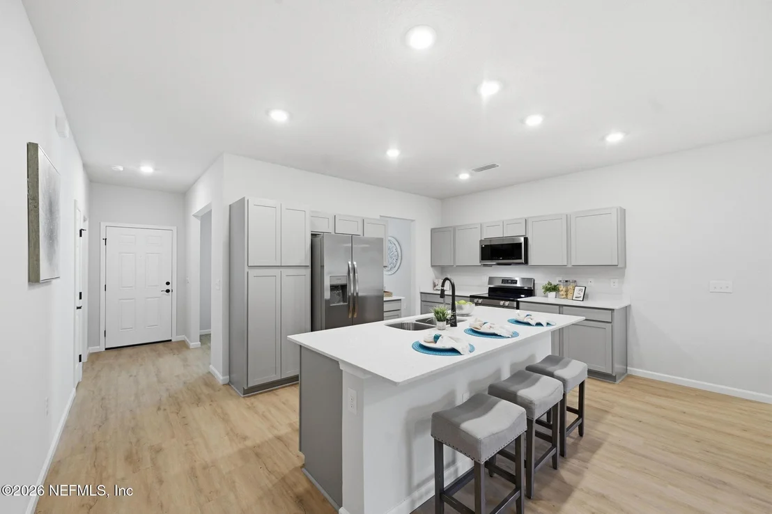 Photo of 7958 HAMMOND Boulevard