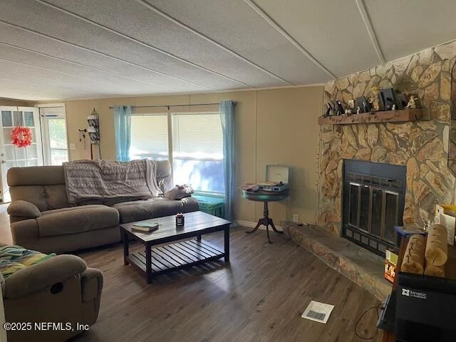 Photo of 814 ANNETTE Avenue