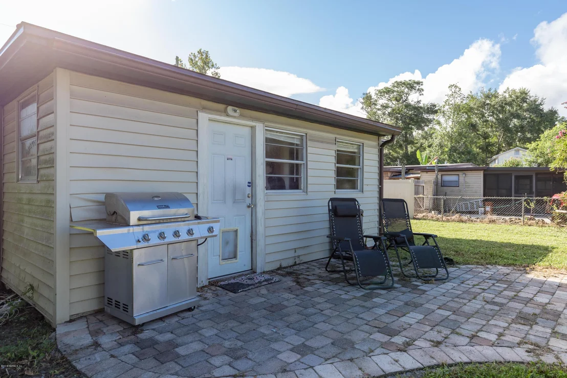 Photo of 4160 RUBY Drive W