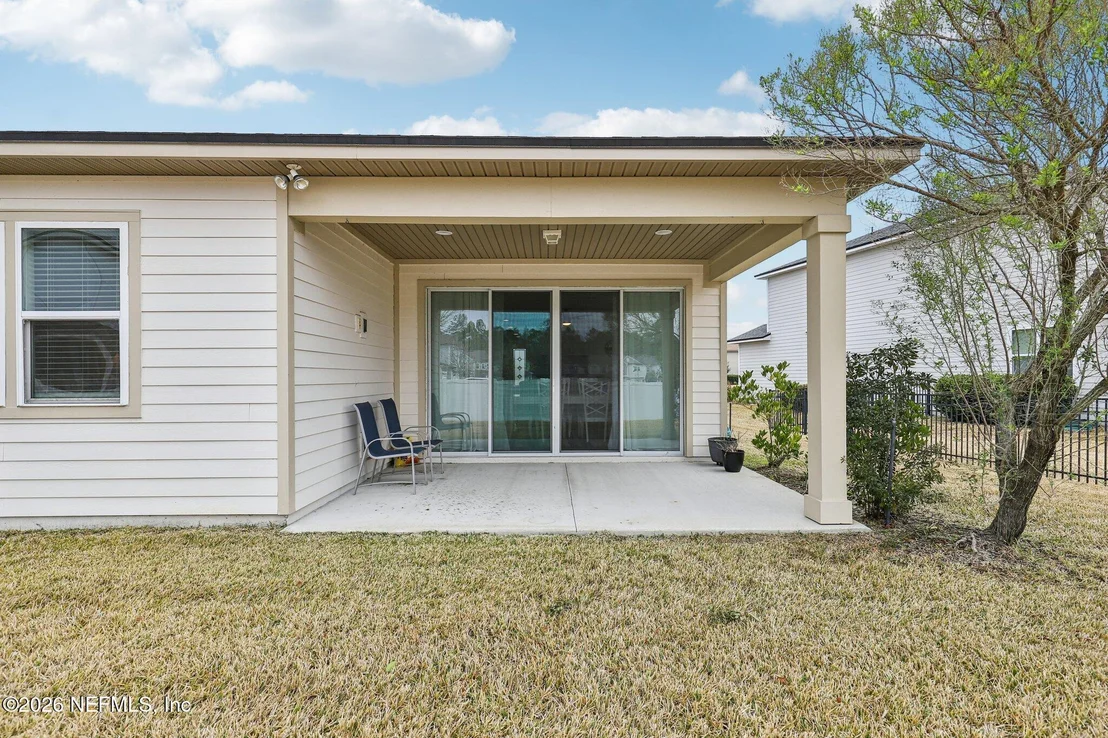 Photo of 2003 AMBERLY Drive