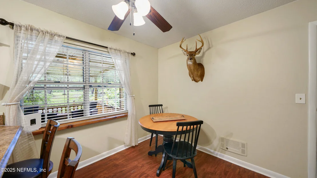 Photo of 112 RIVER RD Drive