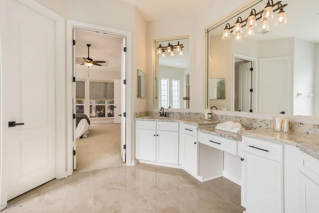 Photo of 147 LA MESA Drive