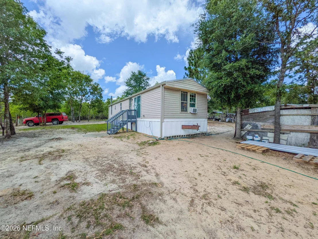 Photo of 116 LONDON Avenue