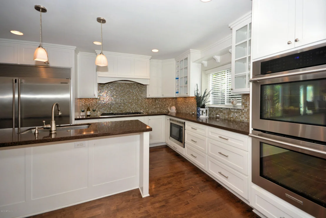Photo of 150 12TH Street