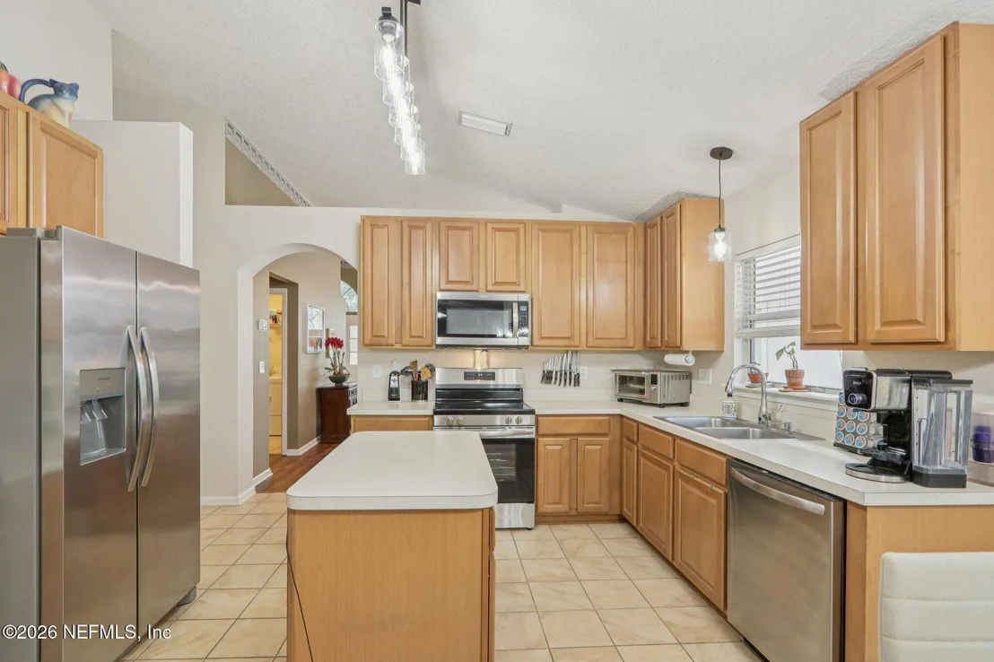 Photo of 1336 RIVER CITY Street