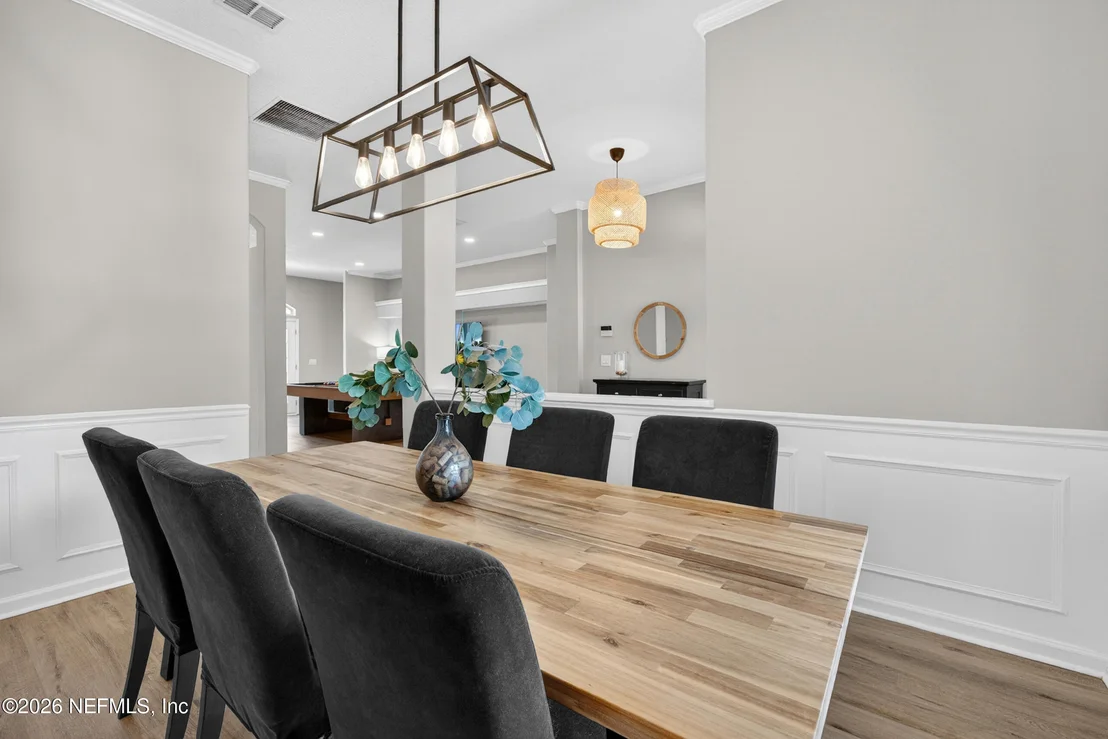Photo of 2542 WILLOW CREEK Drive