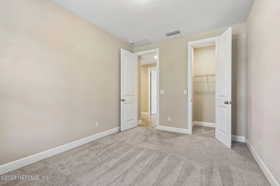 Photo of 114 GLENNEYRE Circle