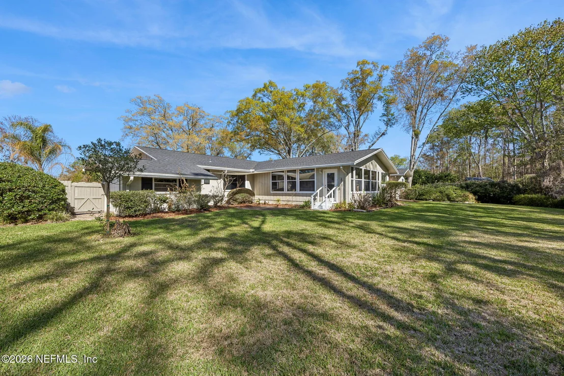 Photo of 7955 PINE LAKE Road