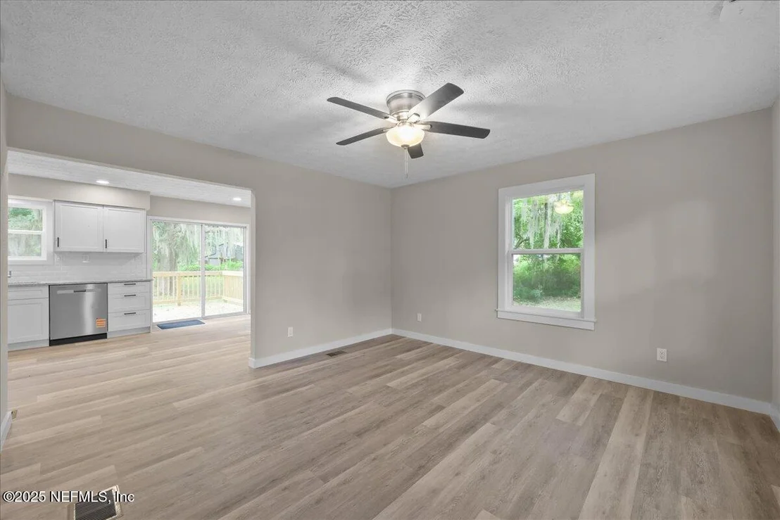 Photo of 1620 COUNTY ROAD 13