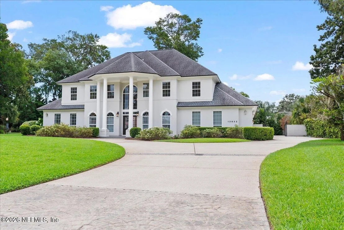 Photo of 13832 ADMIRALS BEND Drive