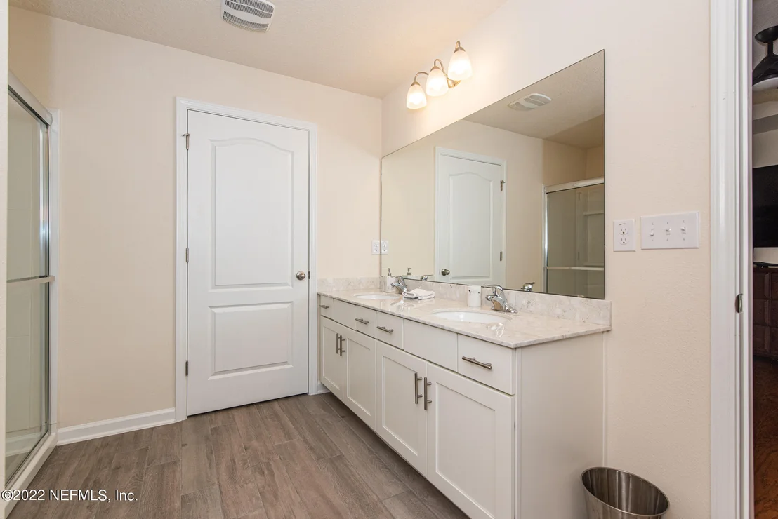 Photo of 237 CHASEWOOD Drive