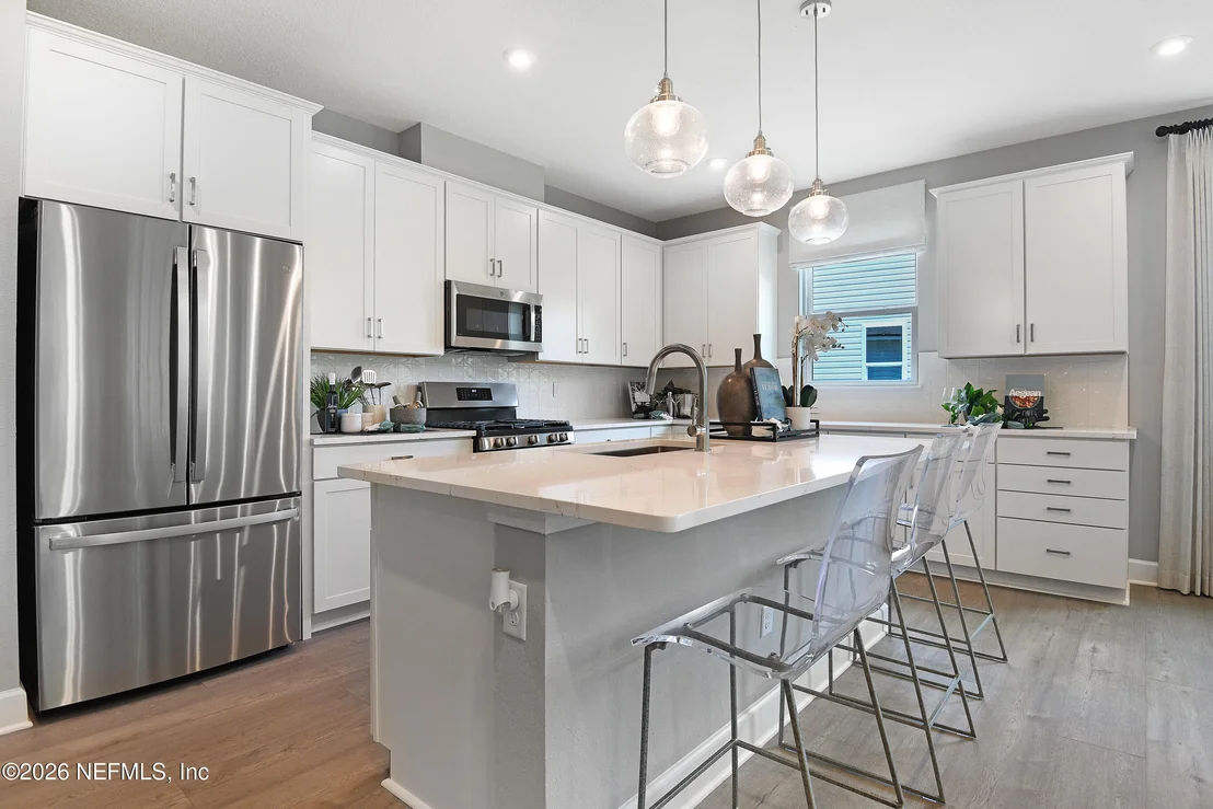 Photo of 6777 DUTTON SPUR Lane