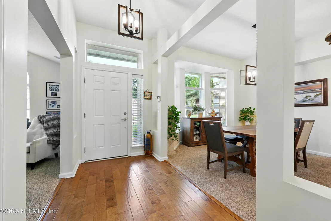 Photo of 364 MAPLEWOOD Drive