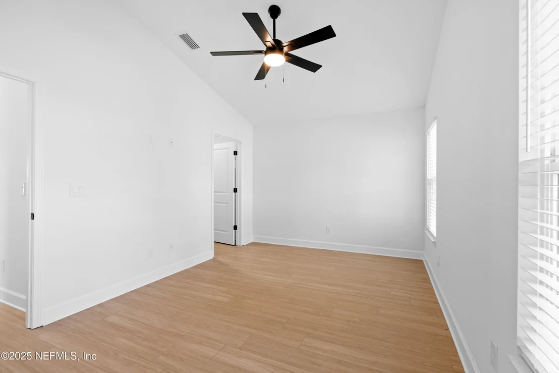 Photo of 908 KENNEDY Drive