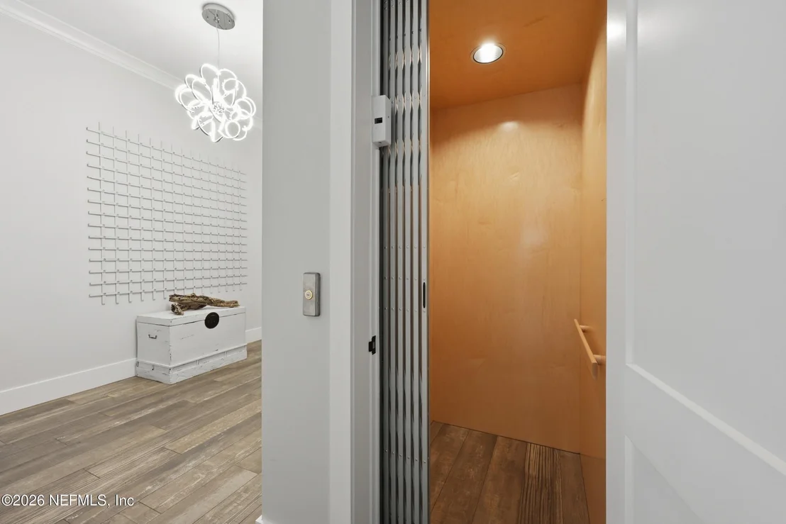 Photo of 5713 CROSSWINDS Circle