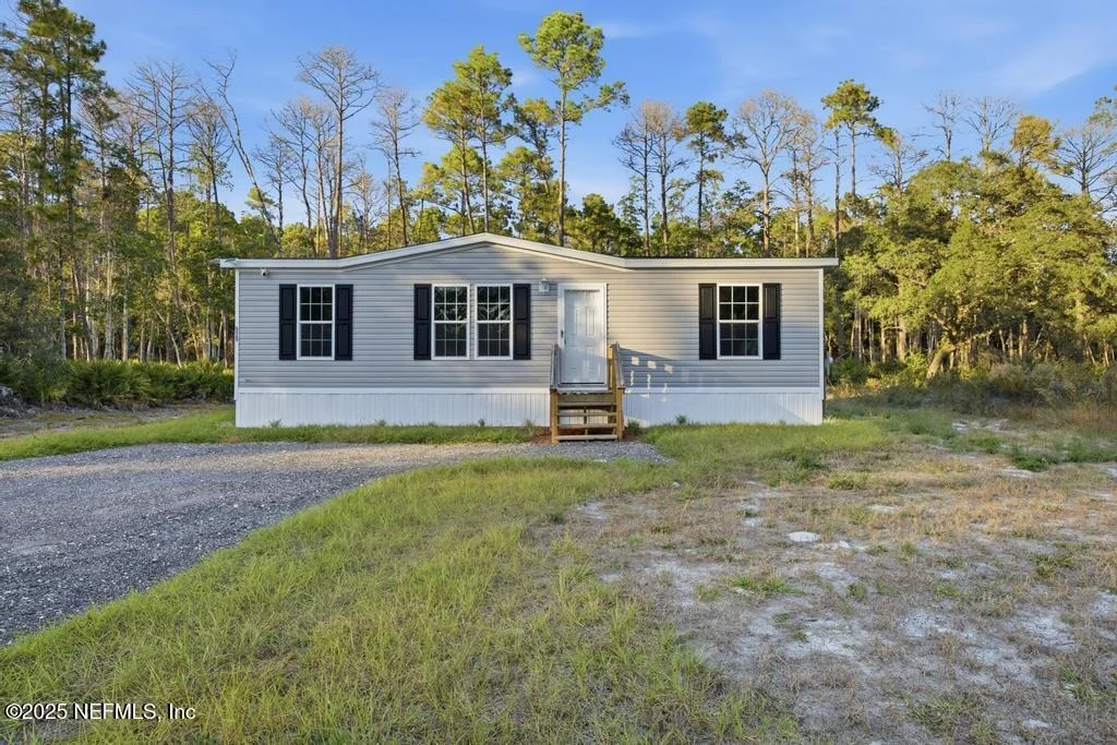 Photo of 520 HICKORY NUT Trail