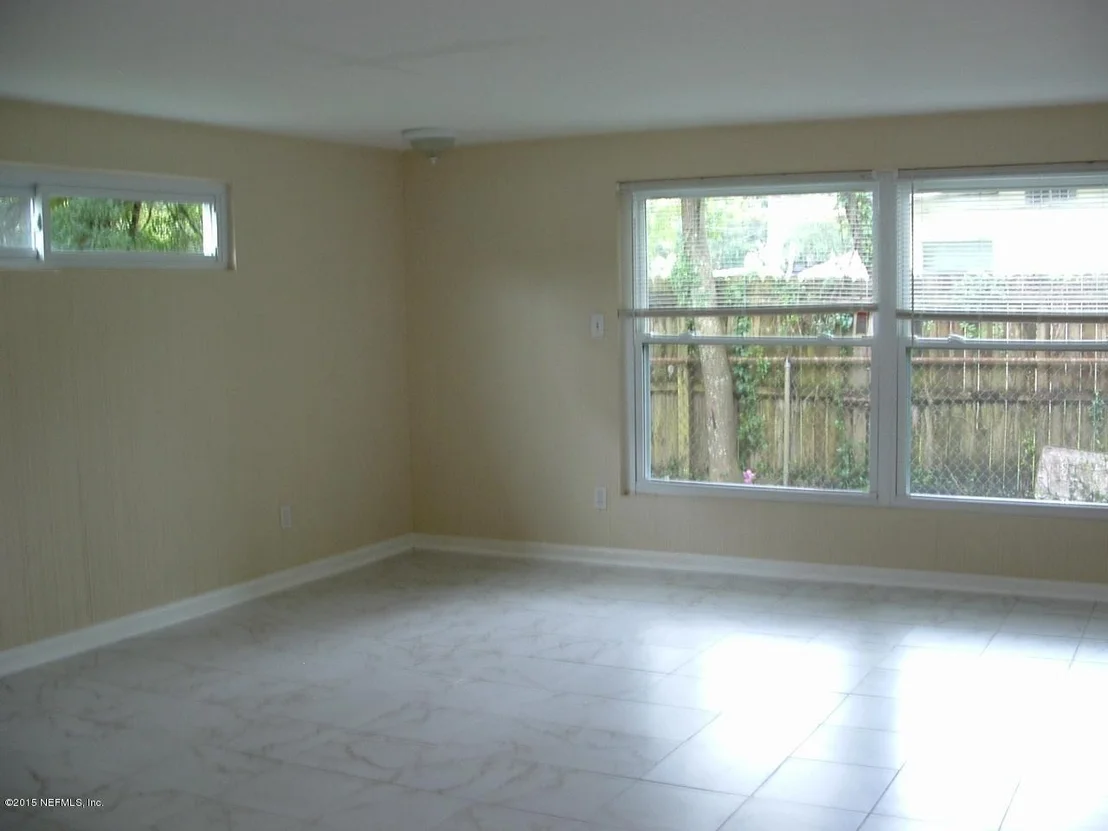 Photo of 1810 GRIFLET Road