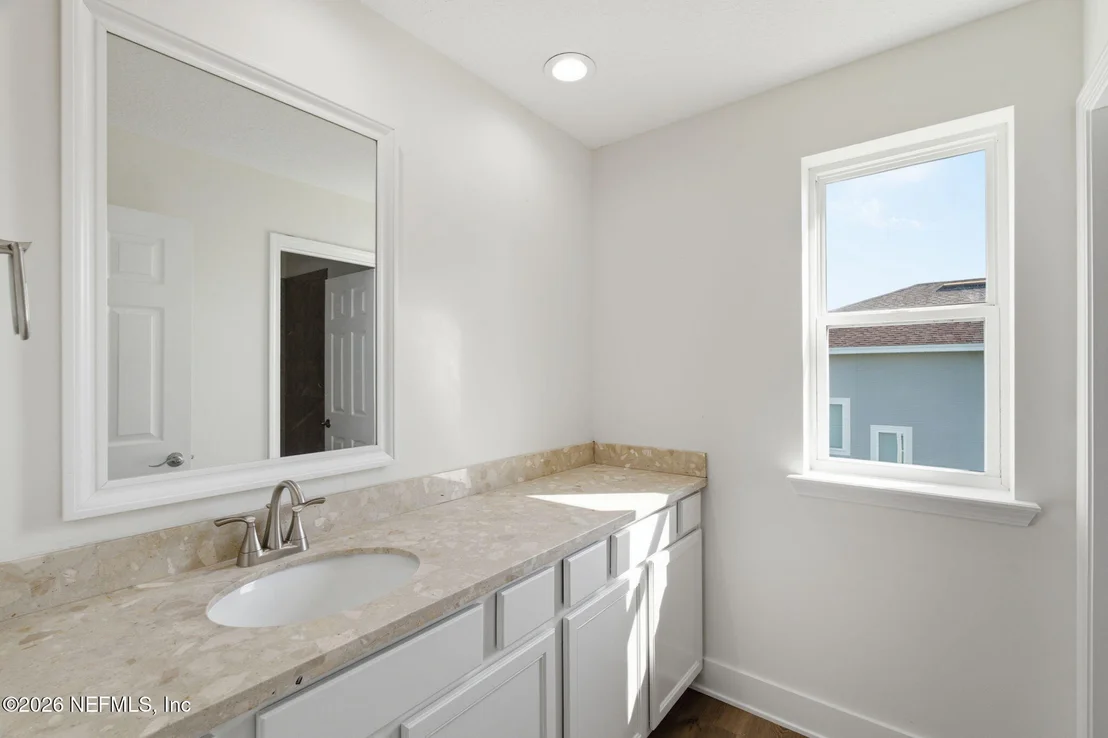Photo of 620 HOWLAND Drive