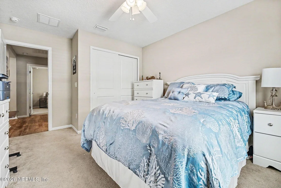 Photo of 16013 HUTTON Lane