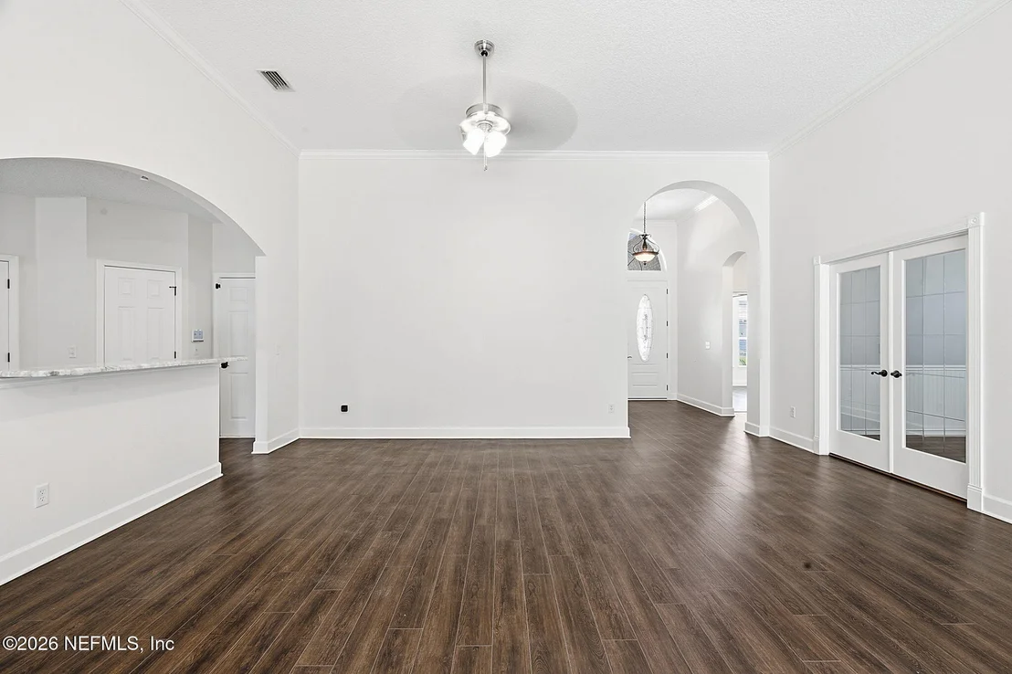 Photo of 2325 LINKS Drive