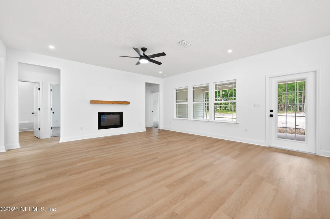Photo of 171 ESTATES Drive