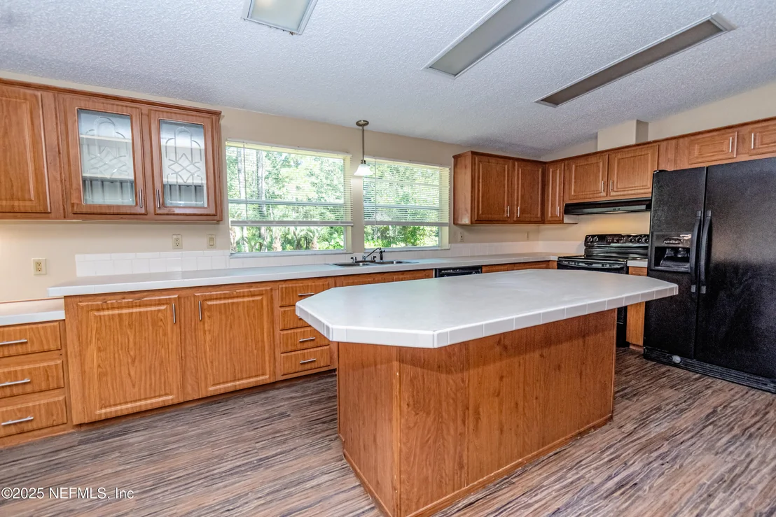 Photo of 5577 MYRTLE Road