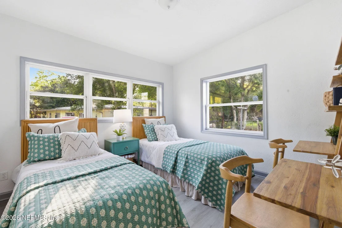Photo of 202 AZALEA Circle