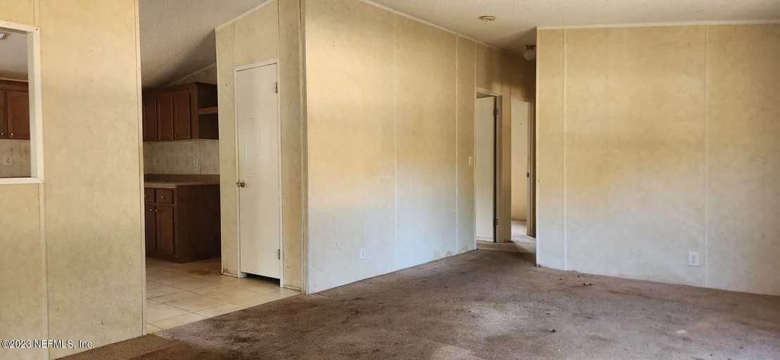 Photo of 506 LAKE LUCY Circle