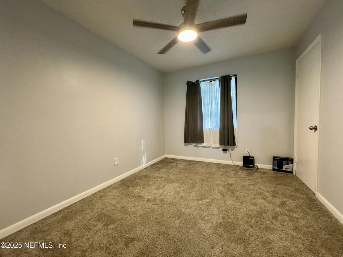 Photo of 2045 WRIGHT Avenue