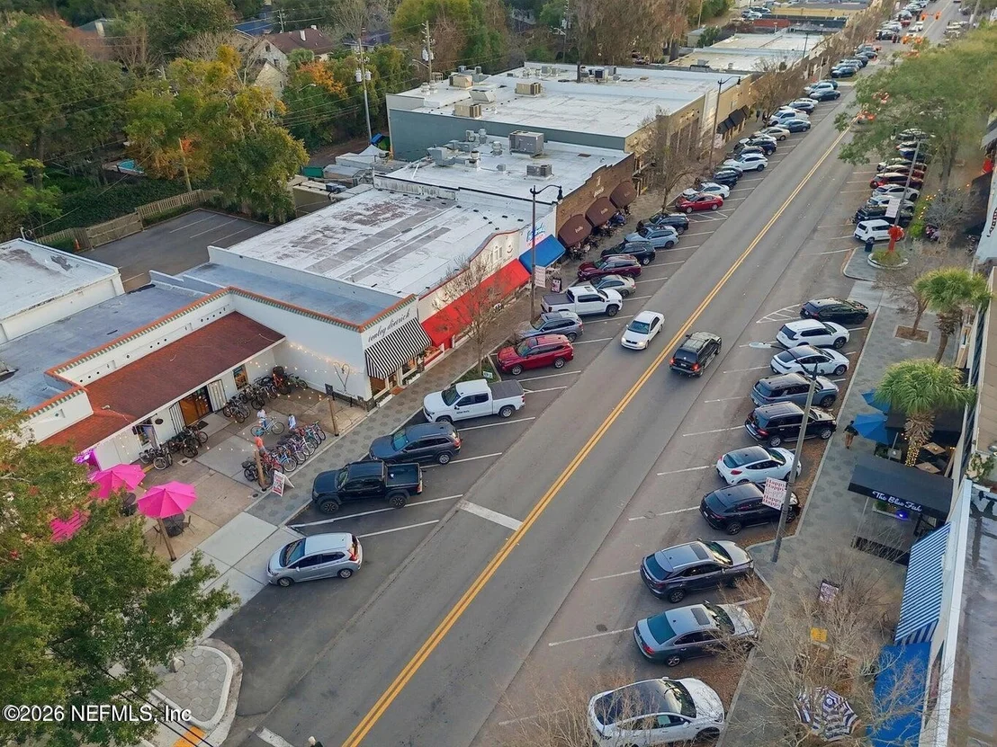 Photo of 1630 MAYVIEW Road