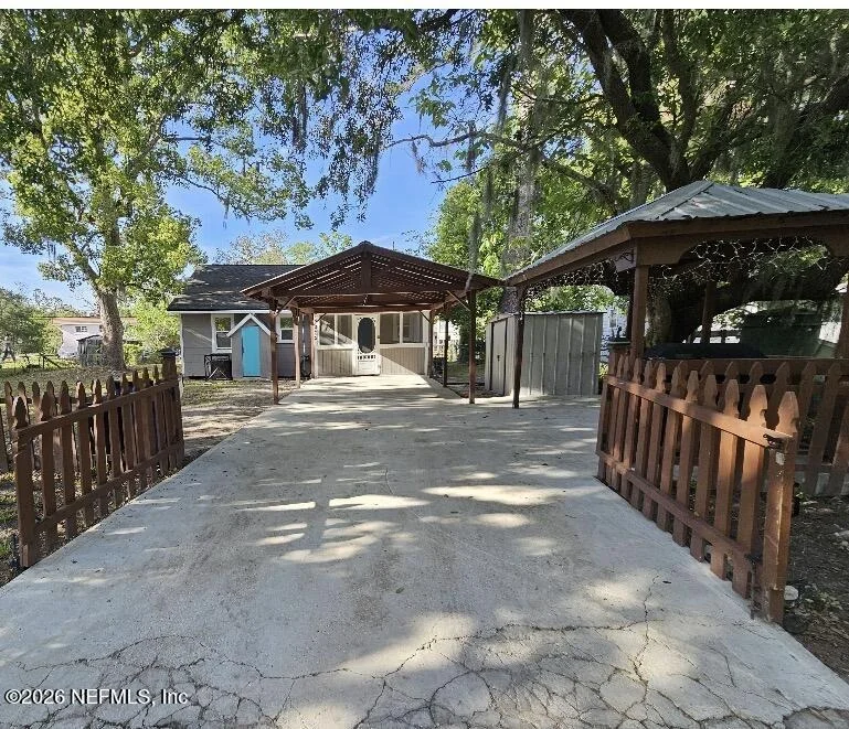 Photo of 3072 BESSENT Road