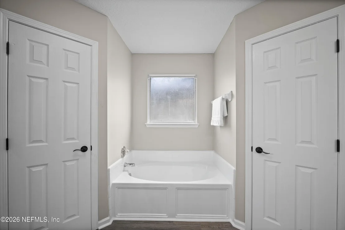 Photo of 4048 EDGELAND Trail