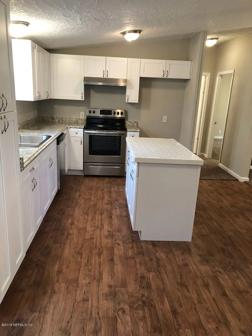 Photo of 7535 CANARY Road