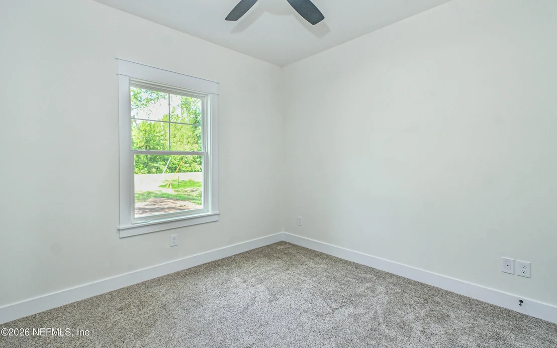 Photo of 839 N LOWDER Street
