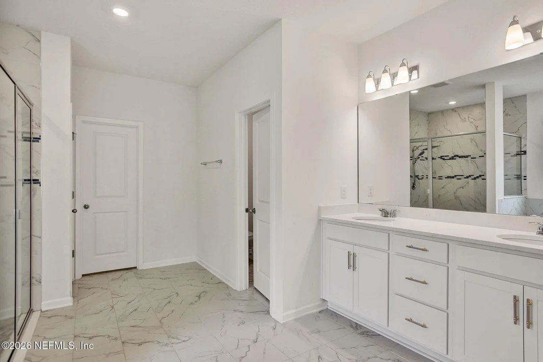 Photo of 25 SILVER LILY Way