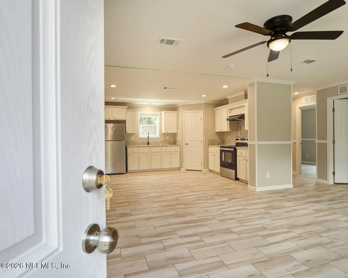 Photo of 11314 DEERWOOD Circle