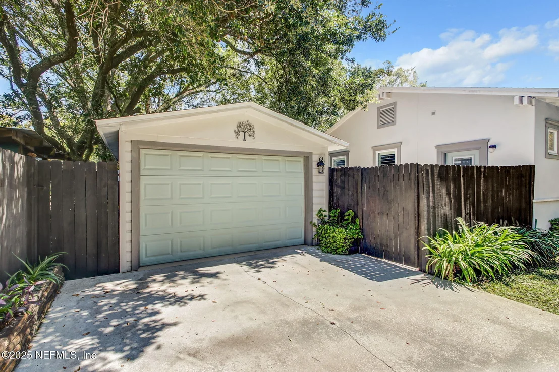 Photo of 2811 POST Street
