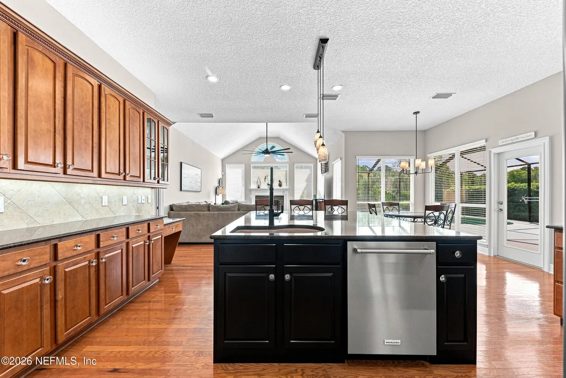 Photo of 1304 HONEYSUCKLE Drive