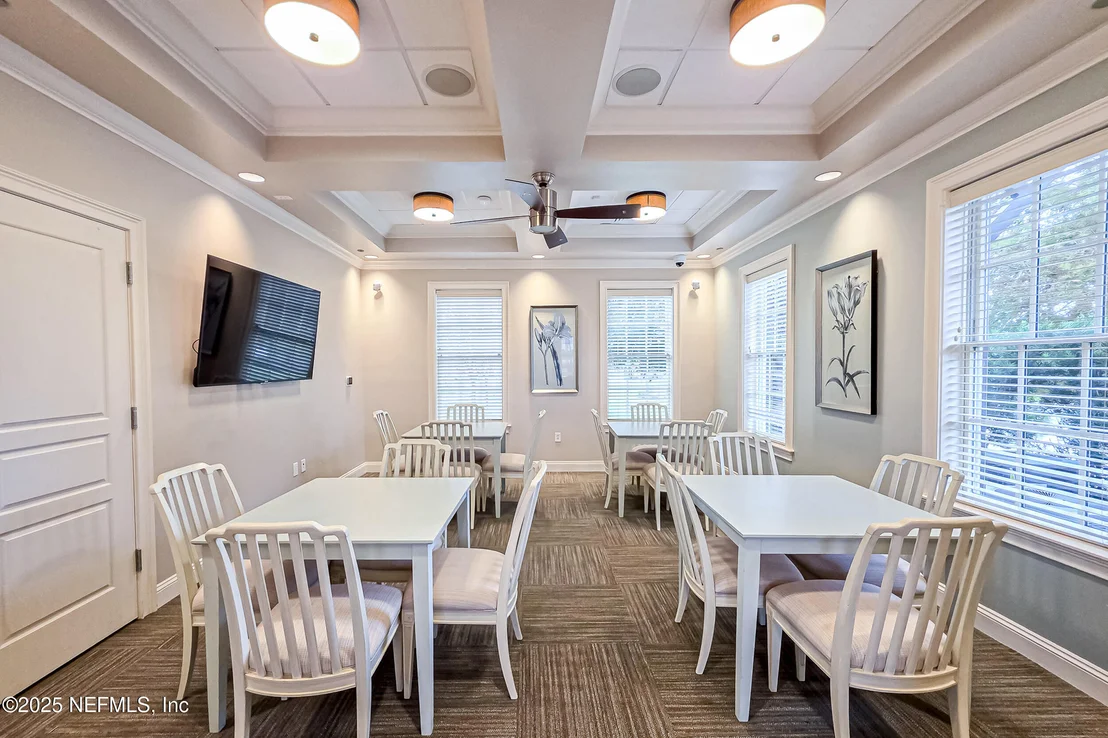 Photo of 375 KIRKSIDE Avenue