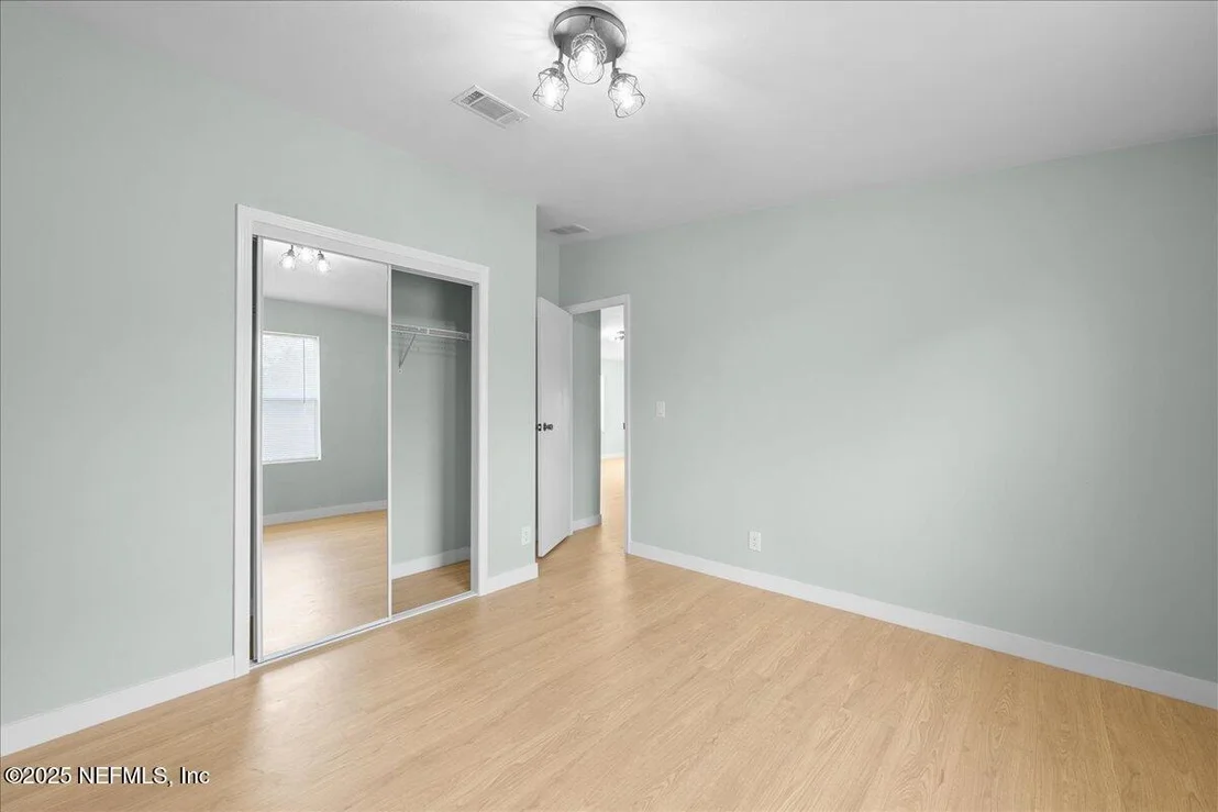 Photo of 725 KITTY Avenue