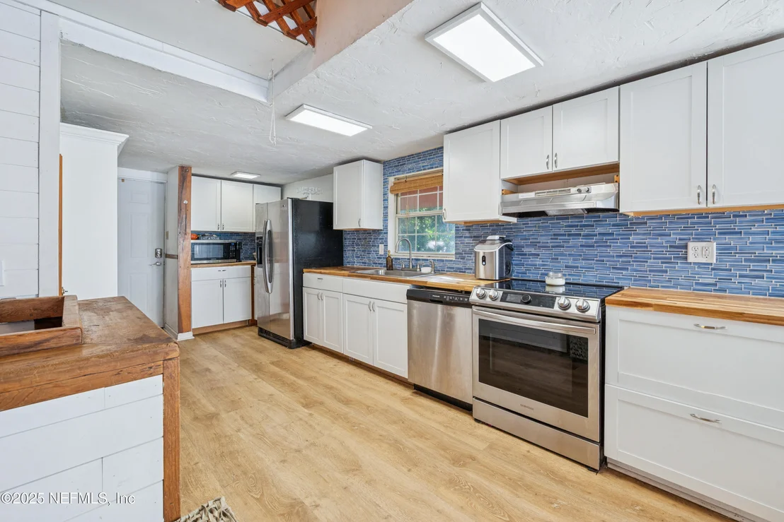 Photo of 5648 SILVER SANDS Circle