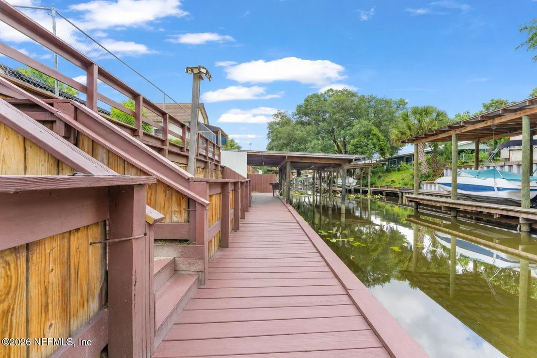 Photo of 418 COVE Drive