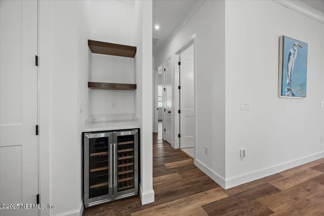 Photo of 110 OCEANVIEW Drive