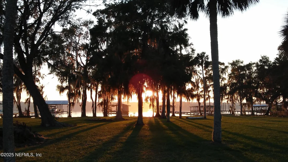 Photo of 188 PALM Drive