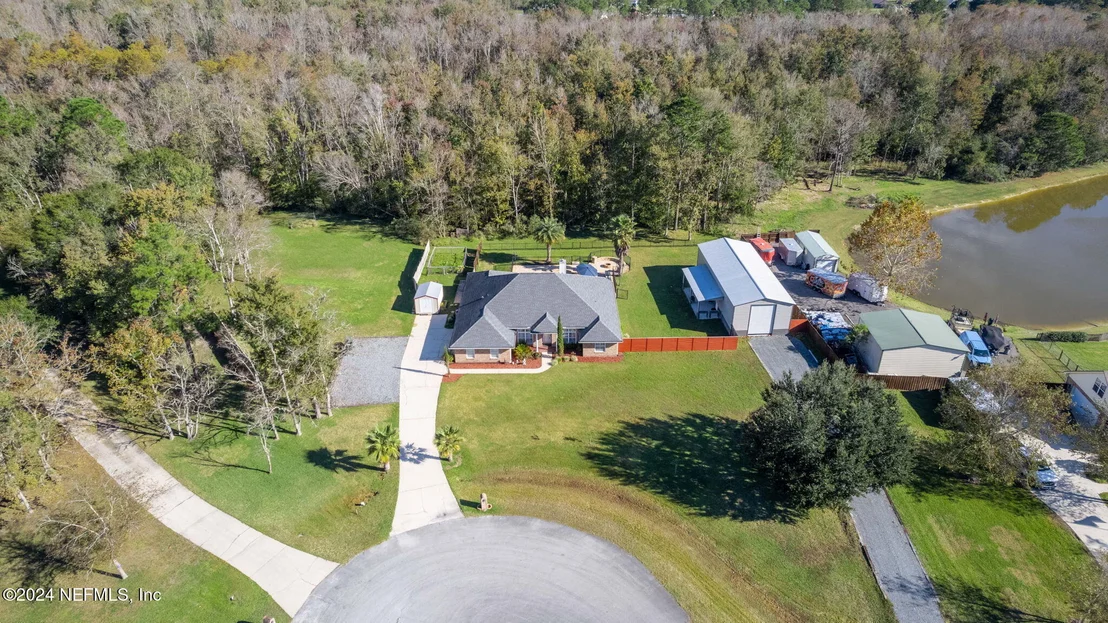 Photo of 44017 GREEN MEADOWS Lane