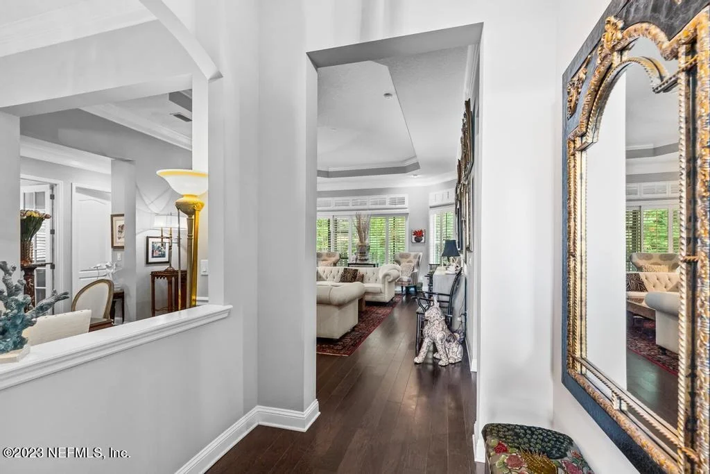 Photo of 1604 SUGAR LOAF Lane